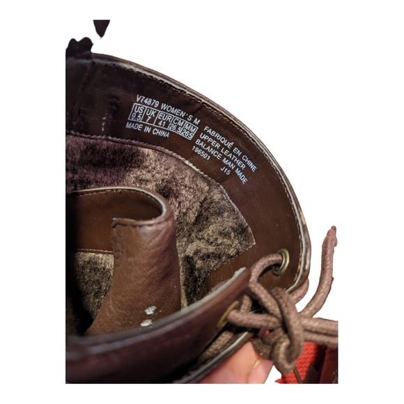 Leather boots lined with faux fur - Picture 6 of 7